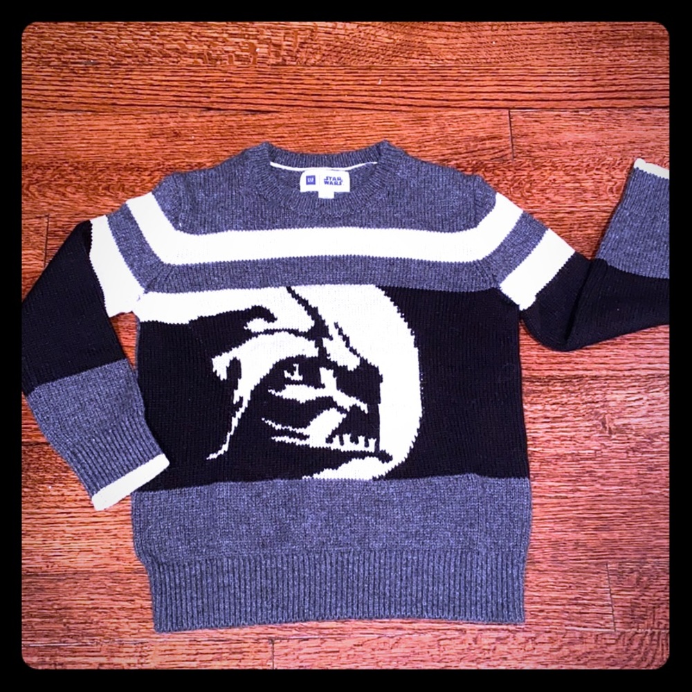 NWOT Star Wars / Darth Vader sweater